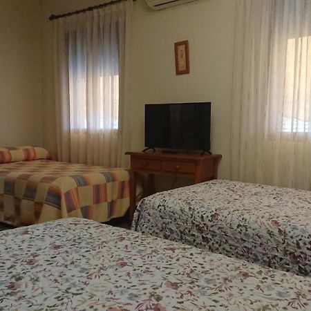Posada La Reja Malpica de Tajo Εξωτερικό φωτογραφία