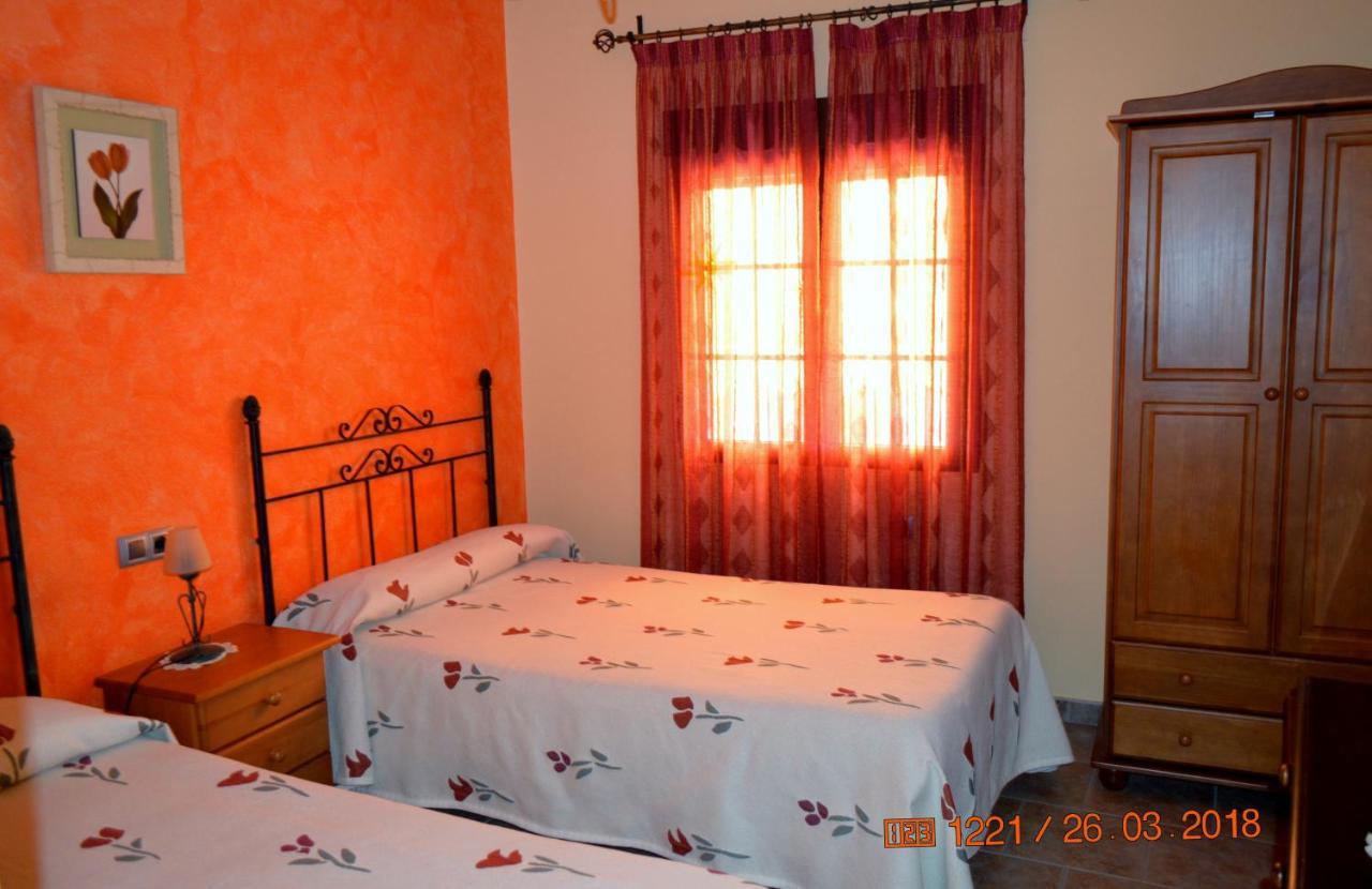 Posada La Reja Malpica de Tajo Εξωτερικό φωτογραφία