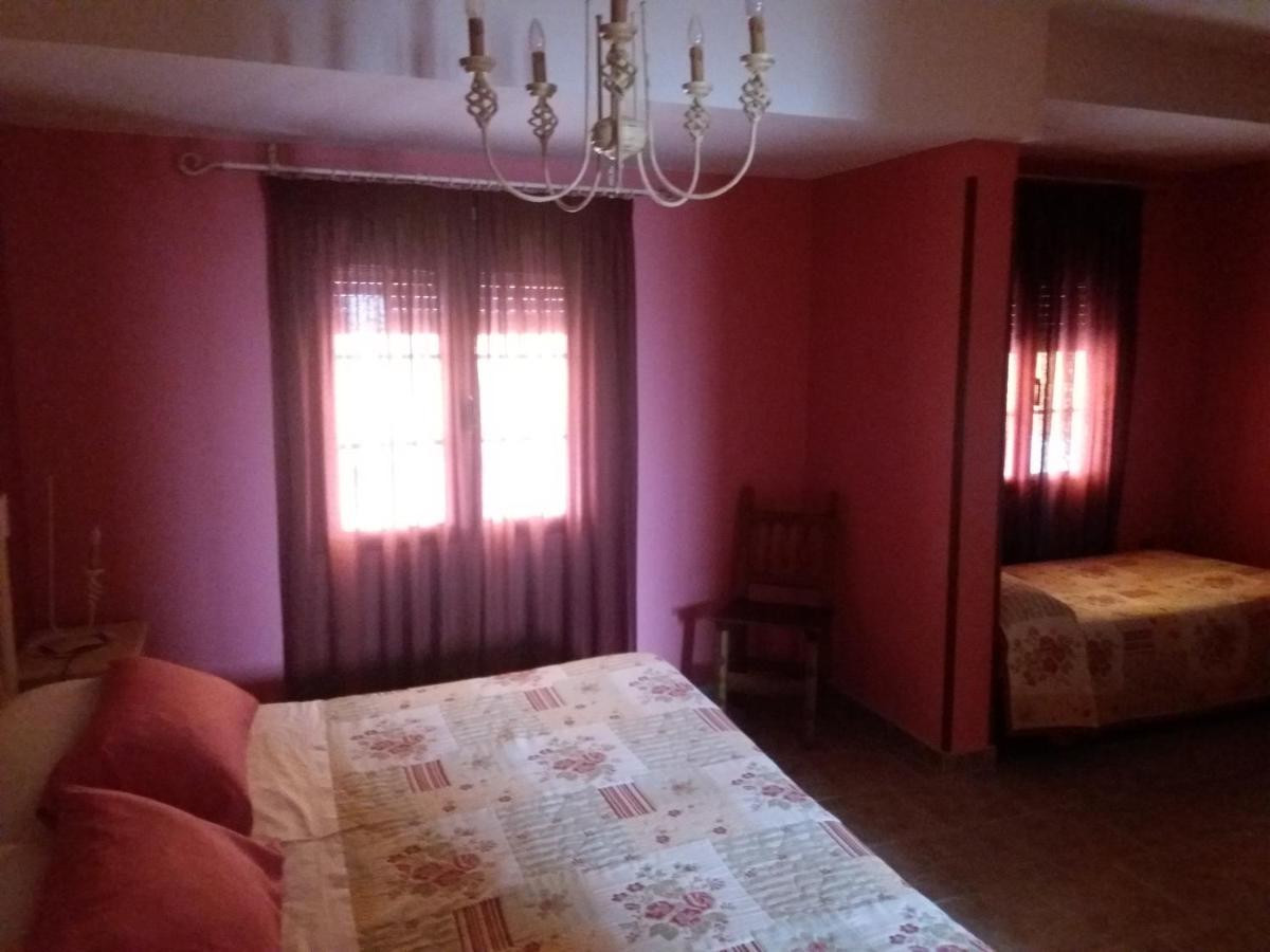 Posada La Reja Malpica de Tajo Εξωτερικό φωτογραφία
