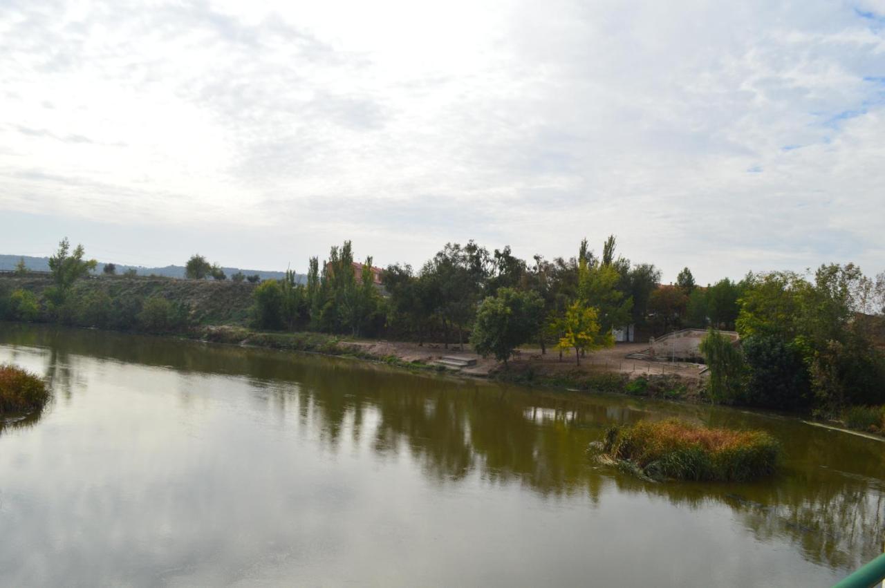 Posada La Reja Malpica de Tajo Εξωτερικό φωτογραφία