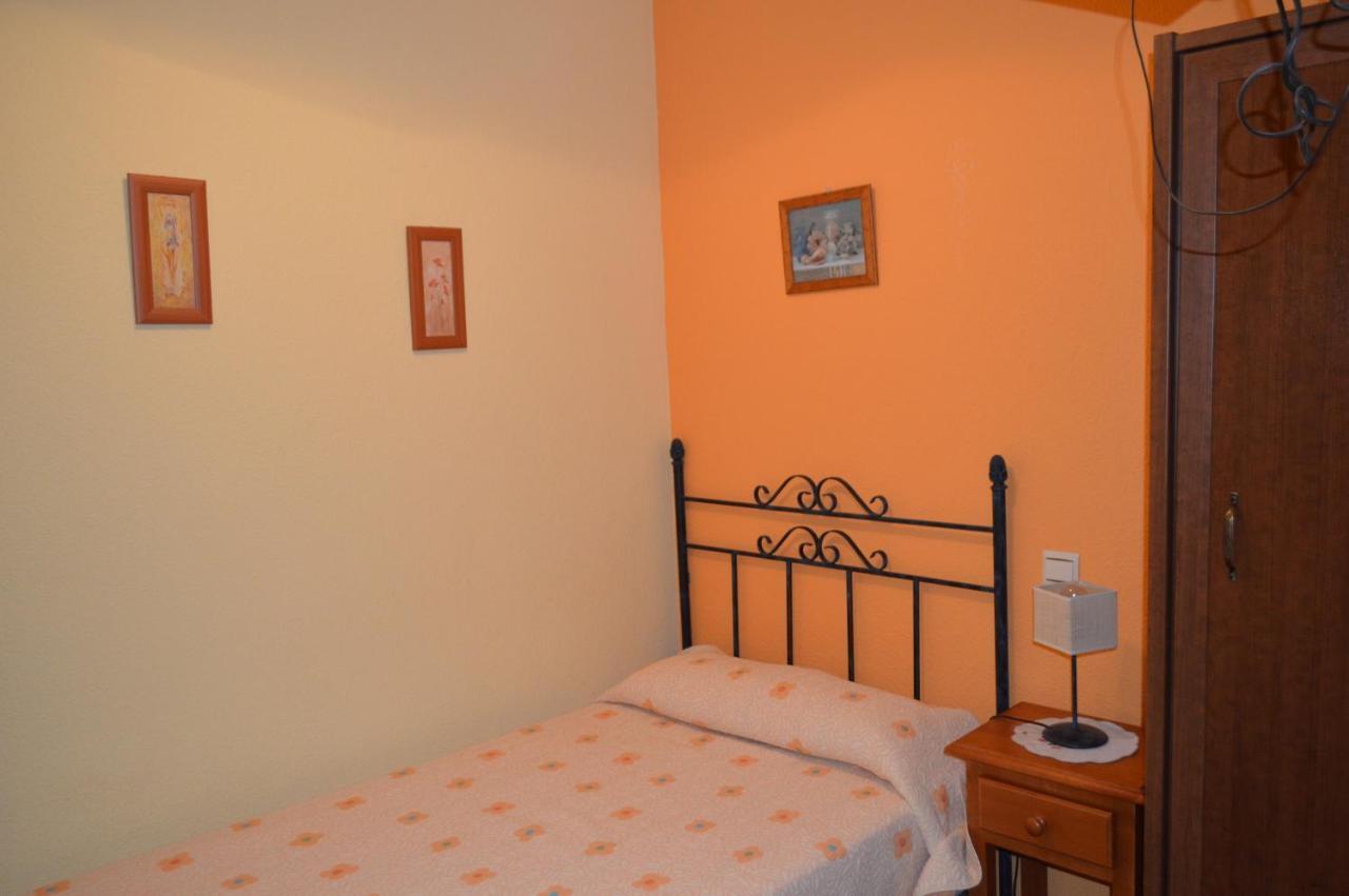 Posada La Reja Malpica de Tajo Εξωτερικό φωτογραφία