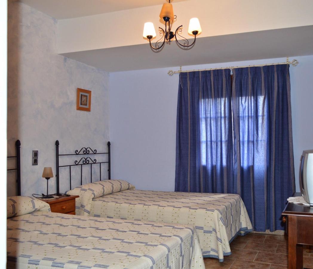 Posada La Reja Malpica de Tajo Εξωτερικό φωτογραφία